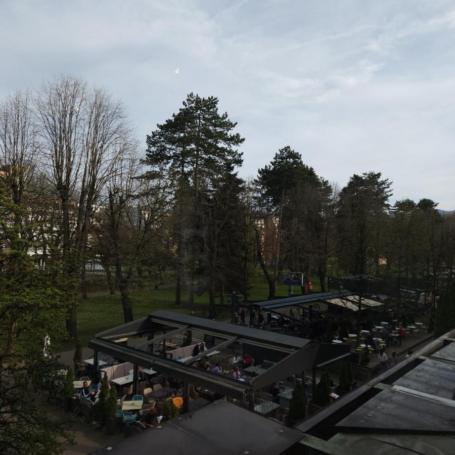 Vrnjačka Banja In Club 아파트 호텔 외부 사진