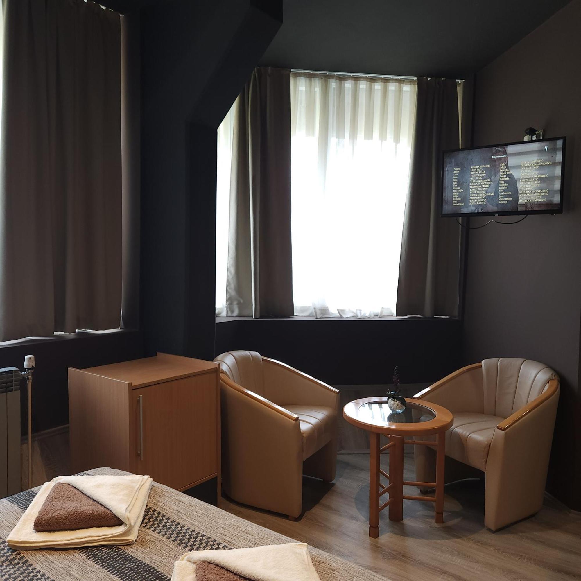 Vrnjačka Banja In Club 아파트 호텔 외부 사진